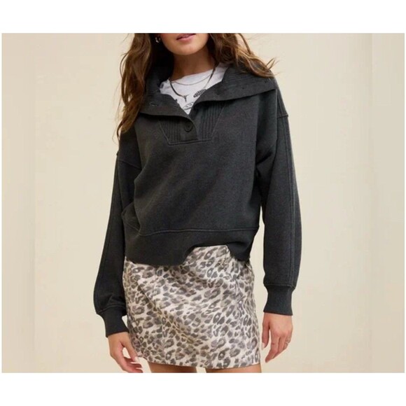 NWT aerie Best Button Sweatshirt Charcoal Gray XL - Picture 7 of 7